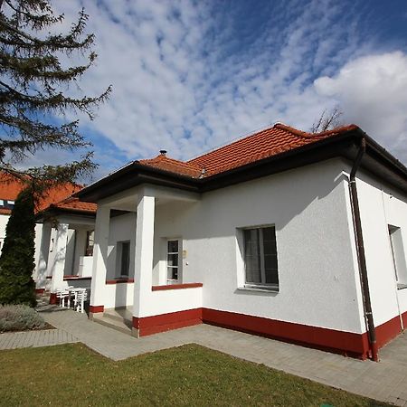 Gyevitur Apartman Algyo Exterior photo