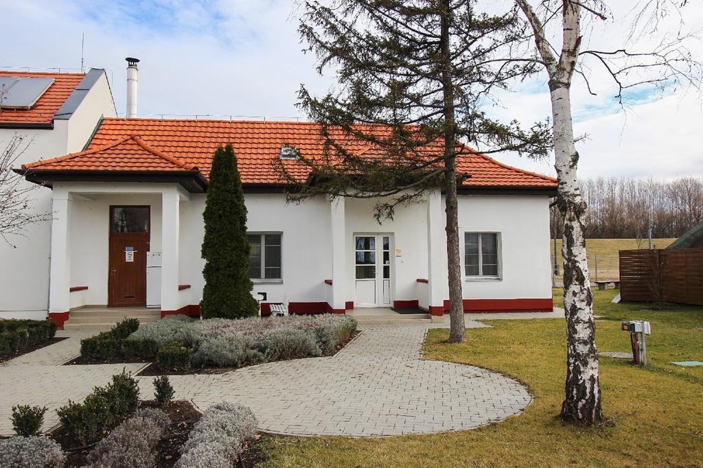 Gyevitur Apartman Algyo Exterior photo